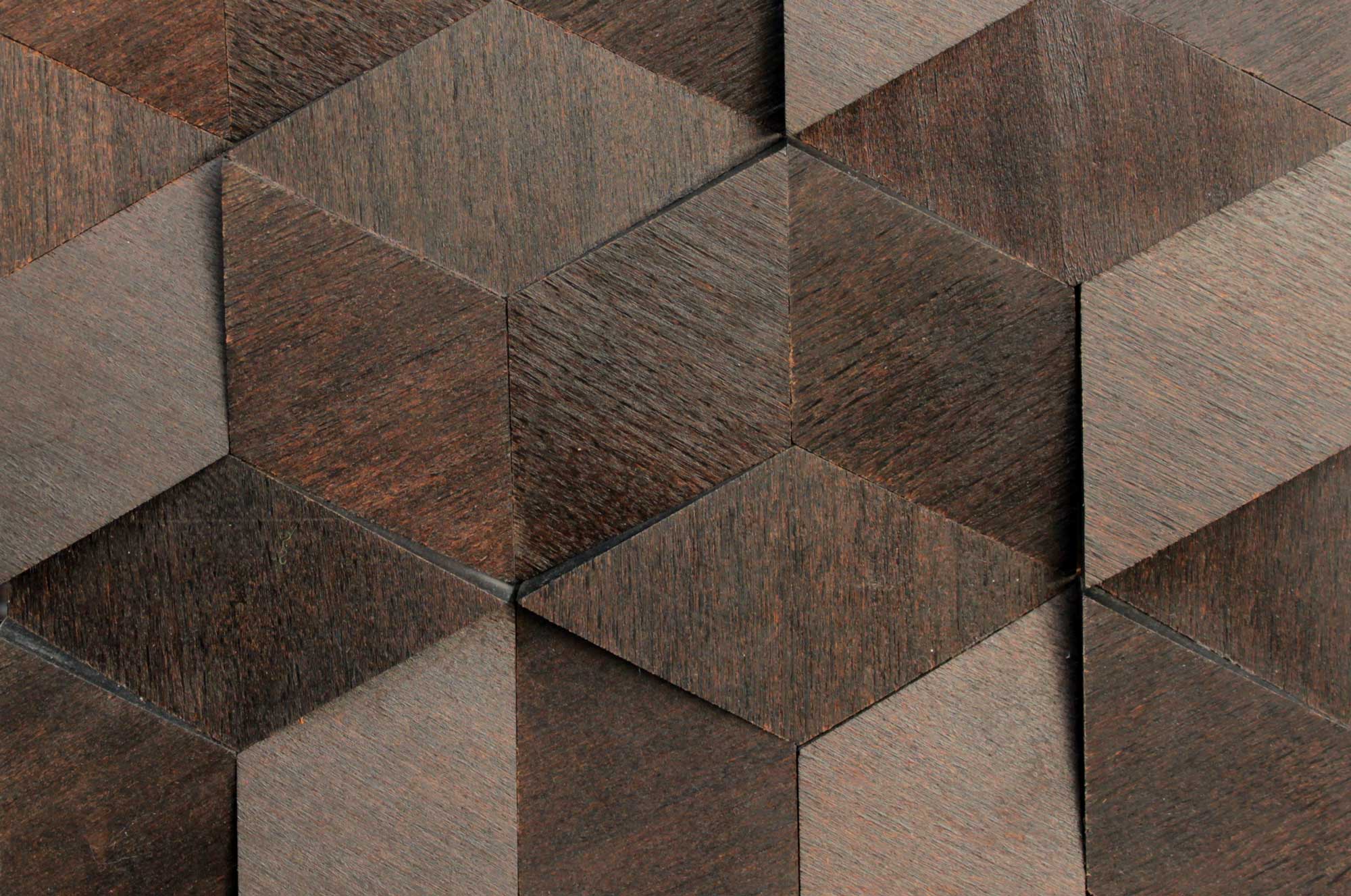 wandpaneele-holz-furnier-schraeges-dreieck