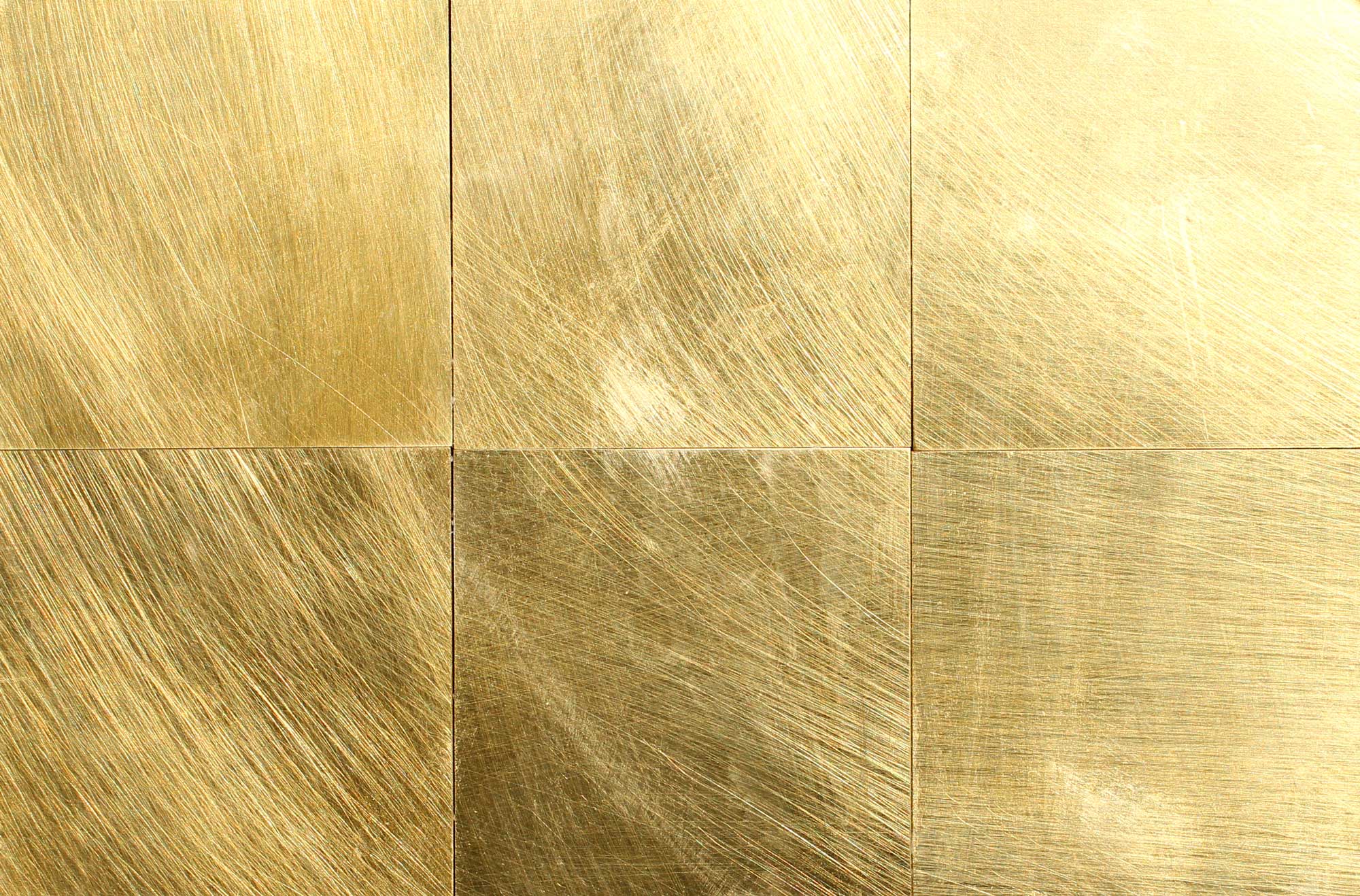 wandpaneele-metall-messing-gewachst-oder-lackiert-brass-orbits