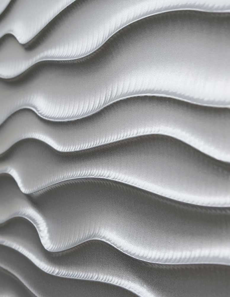 3d-wandpaneele-mdf-texturiert-silber-lackiert-linien-untreu-d