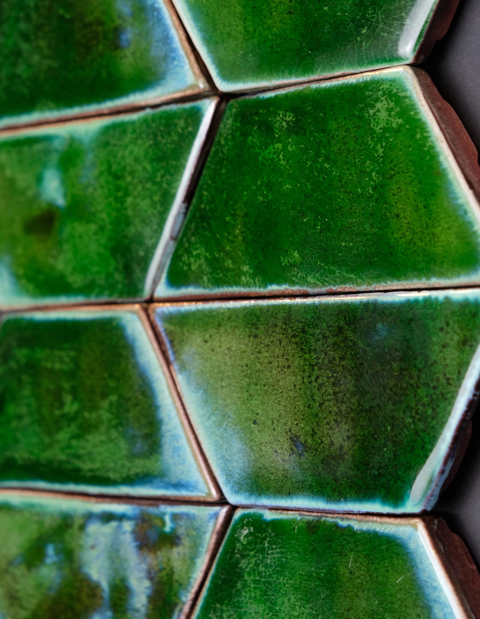 wandpaneele-keramik-wandfliesen-glasiert-java-bits-seitlich