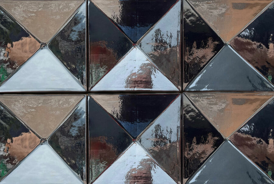wandpaneele-keramik-deep-enigma-glasiert