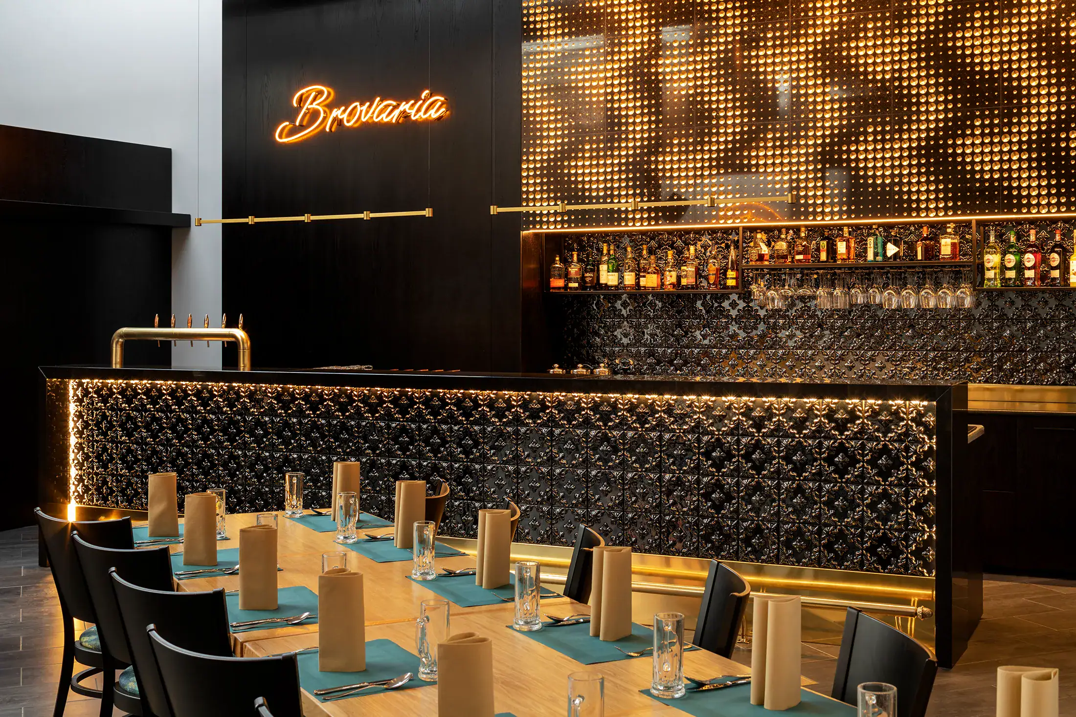 impressionen-restaurants-thekengestaltung-in-poznan-polen-7