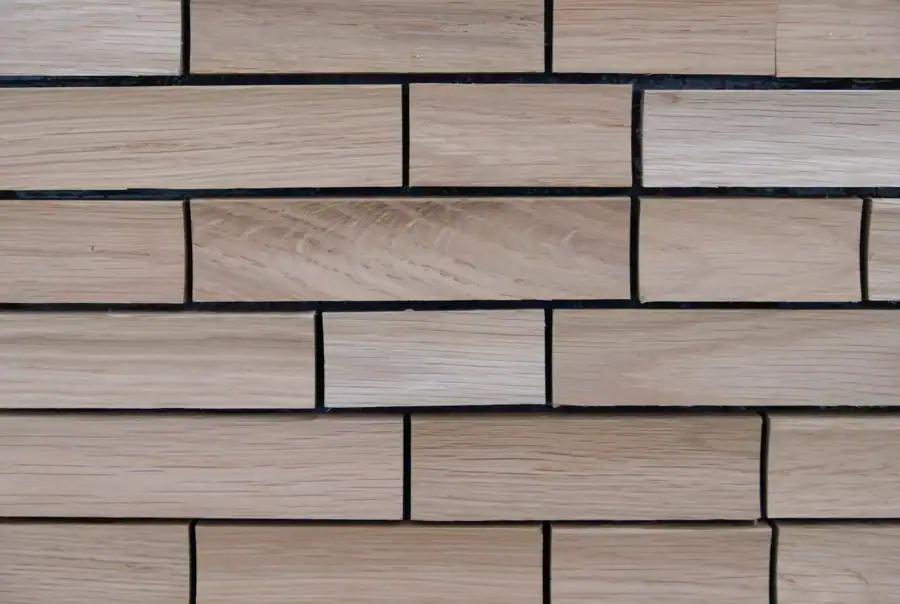 wandpaneele-holz-eiche-massiv-concav-sticks