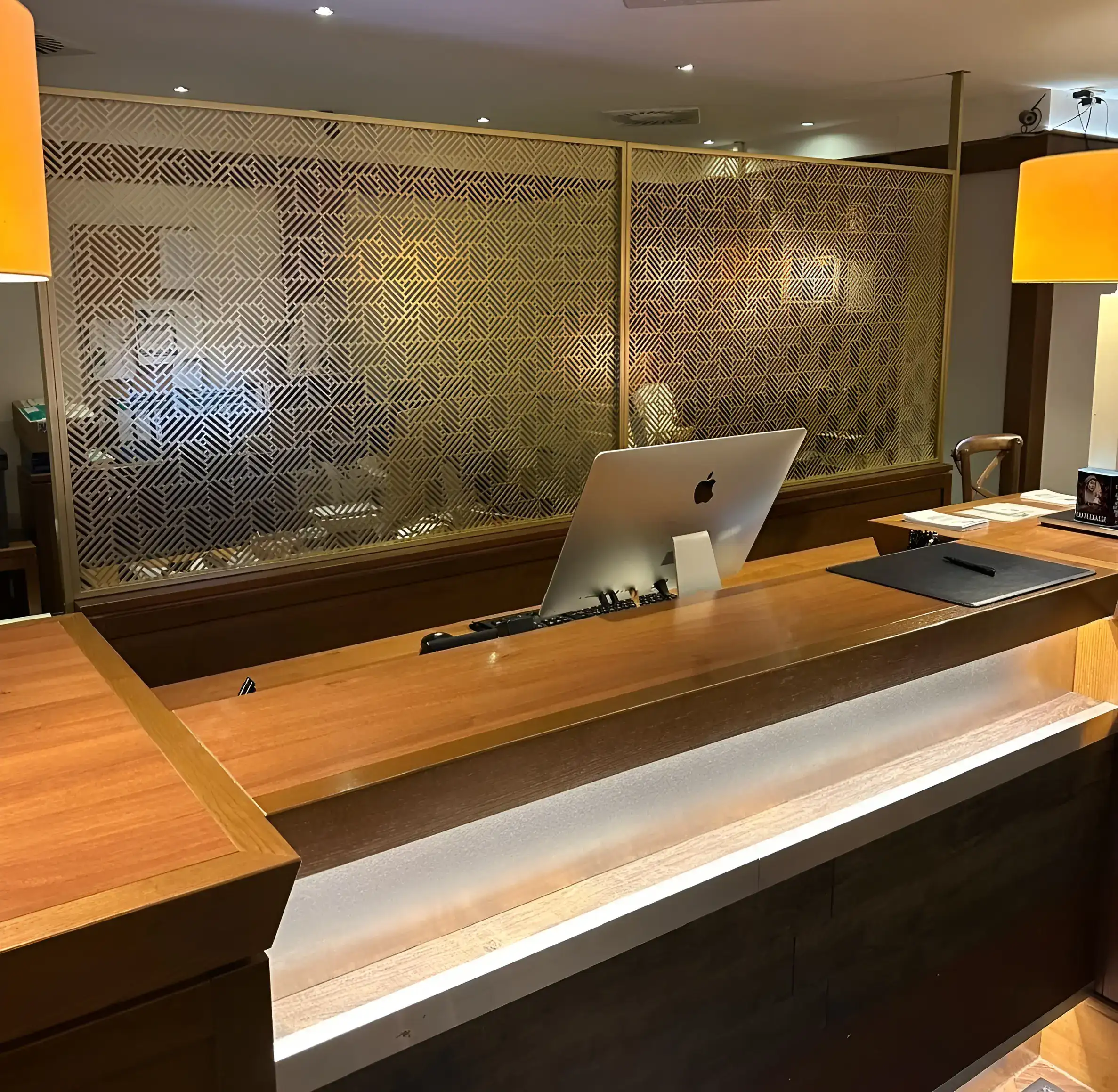 impressionen-trennwandgestaltung-im-arthotel-ana-im-olympiapark-3