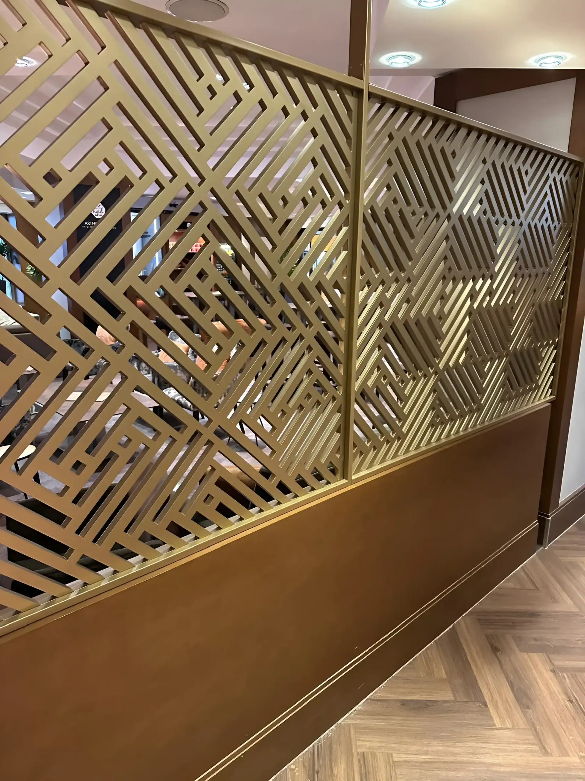 impressionen-trennwandgestaltung-im-arthotel-ana-im-olympiapark-2
