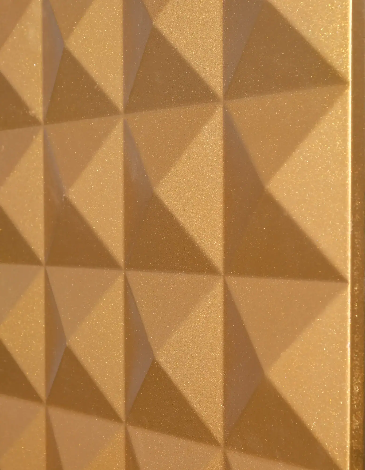 pyramid-pep-3d-wandpaneele-mdf-texturiert-gold-lackiert