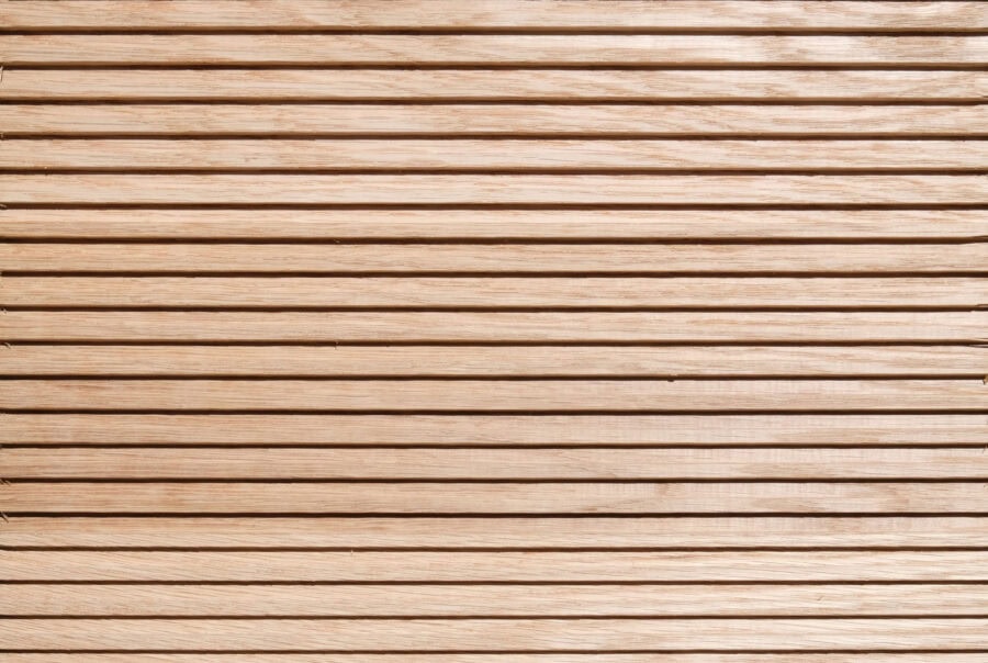 klares-holz-flexible-wandpaneele-aus-eiche-natur